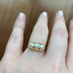 14k Pearl Trilogy Ring